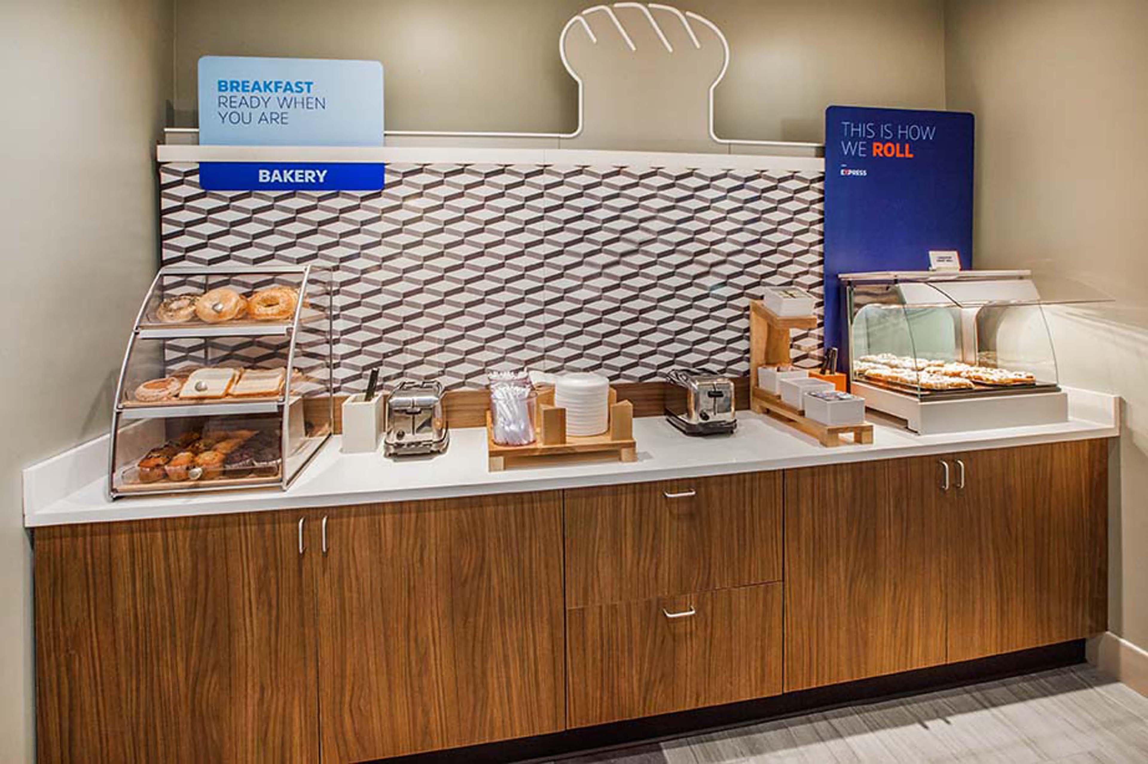 Holiday Inn Express - Plymouth By Ihg Exteriér fotografie